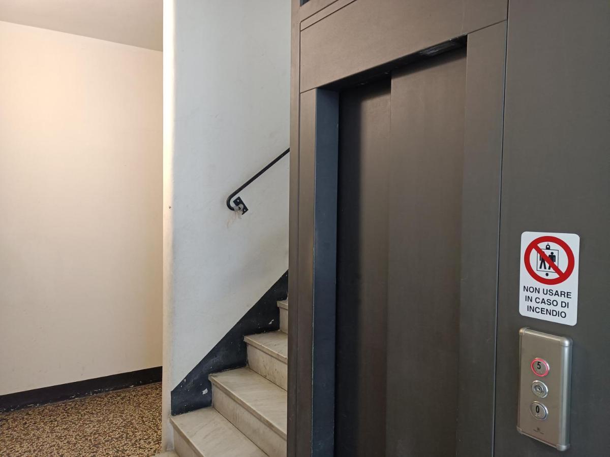 Pinelli Apartment Janov Exteriér fotografie